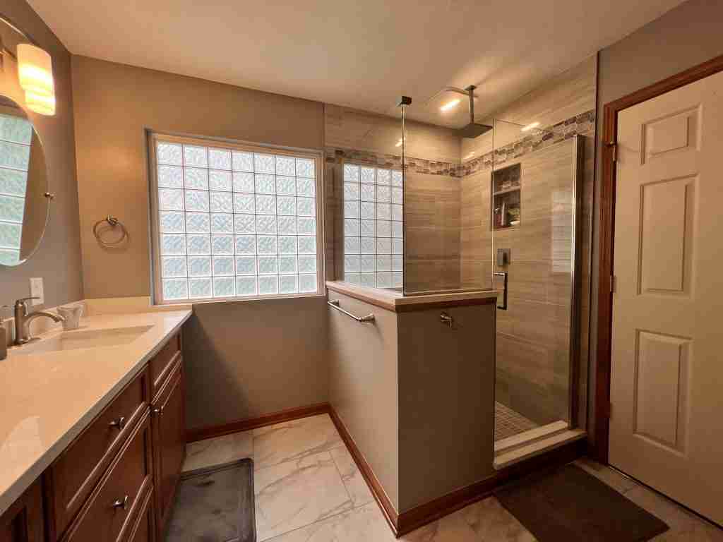 Top rated Luxury Bathroom Remodeling Olmsted Falls, OH